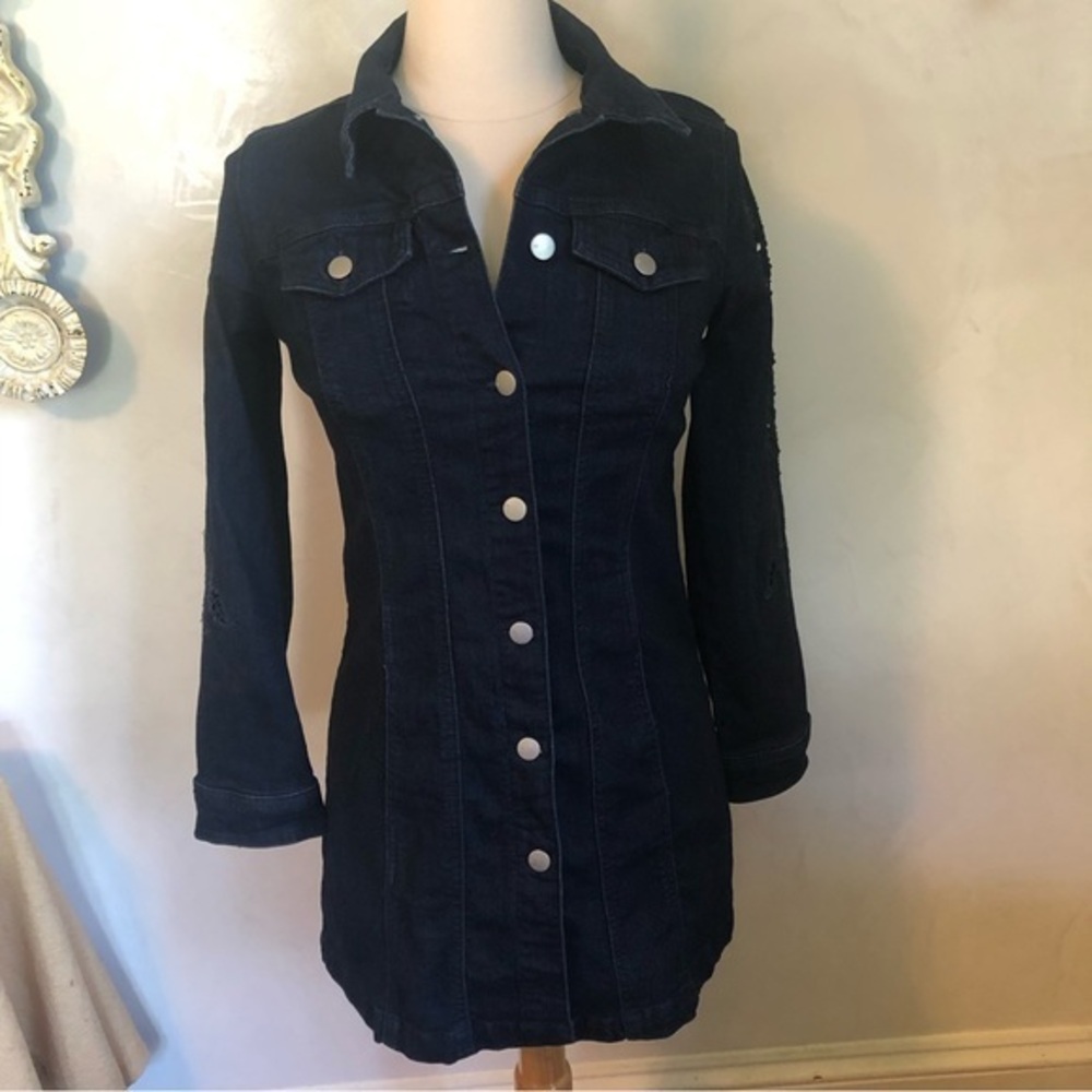 Westport Dark Denim Jacket sliver button down & eyelet lace detail on sleeves XS